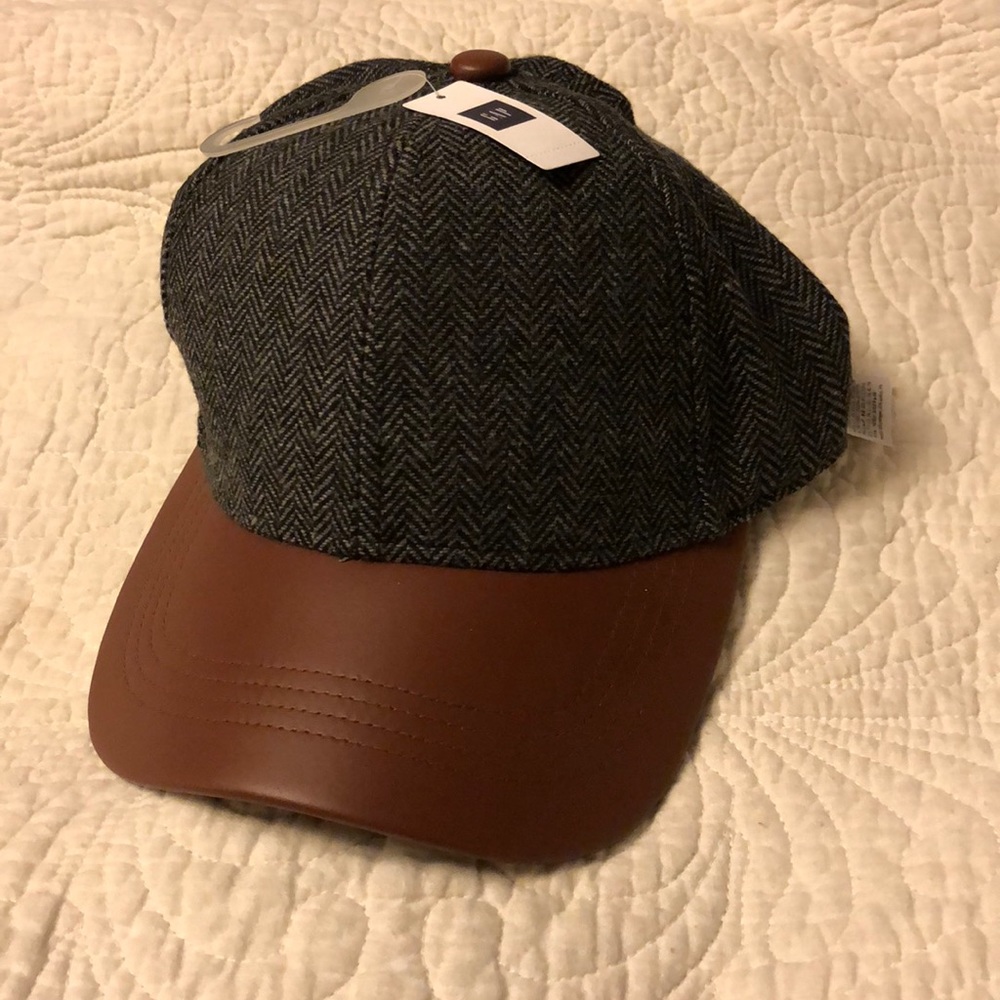 GAP winter baseball hat.
